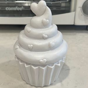 Valentines Craft Cupcake. Reserved for Rae